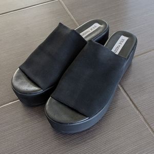 Steve Madden Black Slinky Flatforms